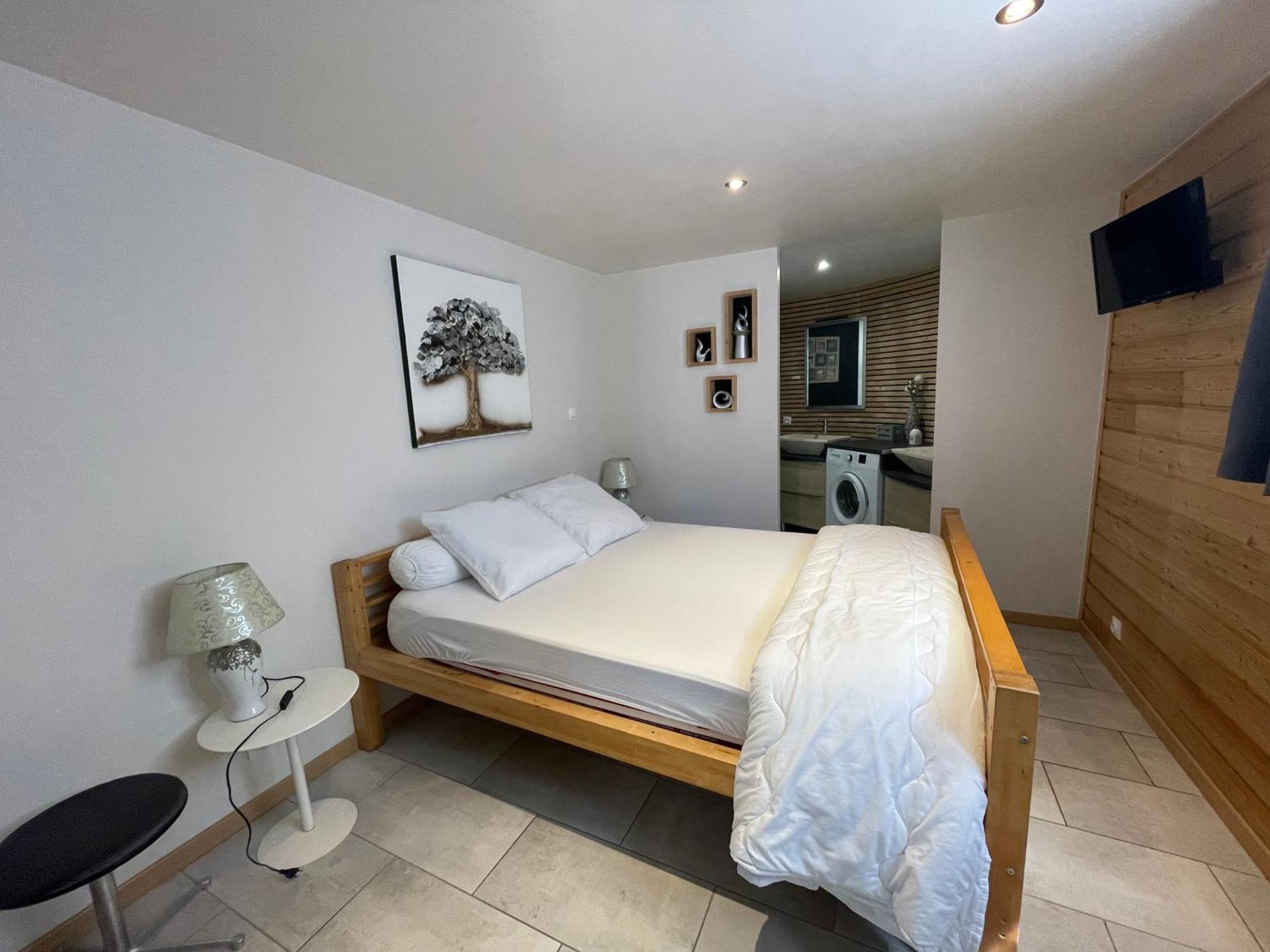 Les 3 Marguerites Apartment Luzenac Exterior photo